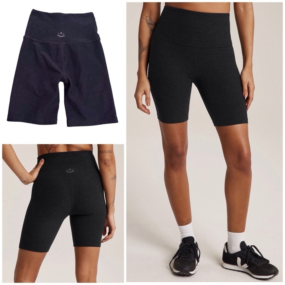 Beyond Yoga Spacedye High Waisted 7" Biker Short in Darkest Night XS Black/Gray